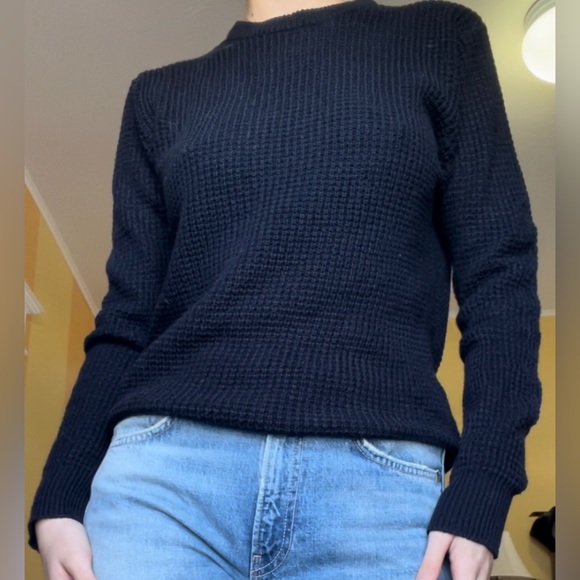 Blue knit sweater - Picture 2 of 5